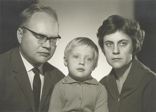 Die Familie Ströbinger: Vater Rudolf, Mutter Vera und ihre gleichnamige Tochter Mitte der 60er-Jahre.