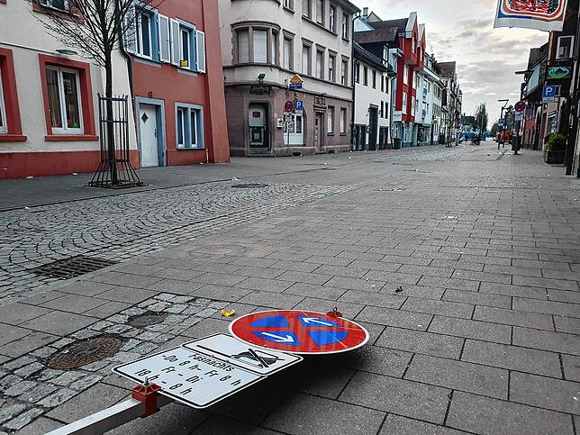 Nach der Fastnacht kippen die gewohnten Regelungen in der Villinger Färberstraße. Nachts ist früher Ausschank-Schluss in der Kneipenmeile.