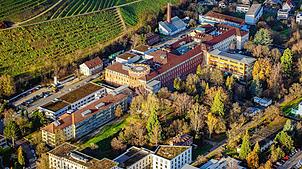 Das Singener Krankenhaus aus der Luft gesehen. (Aufnahme von 2022)