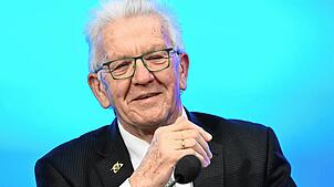 Baden-Württembergs Ministerpräsident Winfried Kretschmann: Eine neu entdeckte Bärtierchen-Art im Schwarzwald trägt nun seinen Namen.