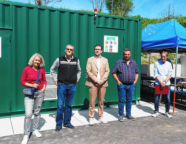 Ursula Handloser (Gemeinderätin), Markus Helm (Hauptamtsleiter Lottstetten), Lars Rehm (Geschäftsführer Kreistag und Gemeinderat ...