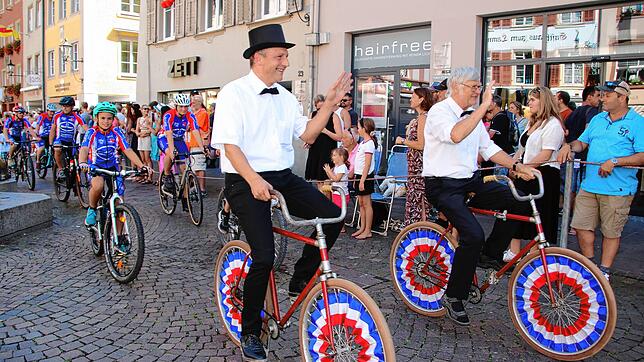 Bild : So bunt ist der Chilbi-Festumzug (Teil 2)