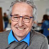 Dekan Wolfgang Rüter-Ebel gehört zu den Mitbegründern des Cafés.