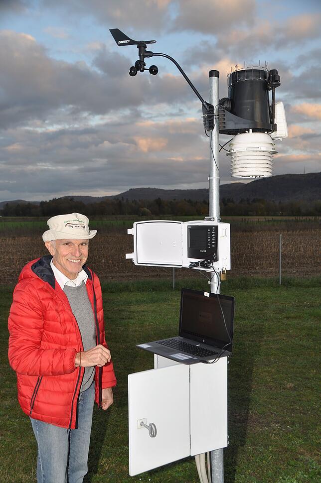 Mit der vollautomatischen Davis-Wetterstation der Gemeinde Lauchringen auf der Gemarkung Oberlauchringen werden Wetterdaten aufgezeichnet.