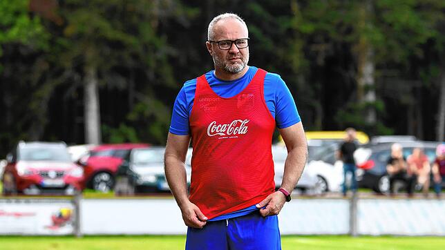 Zeljko Cosic, Trainer der Sportfreunde Schönenbach, muss aus Personalgründen derzeit als Spieler aushelfen.