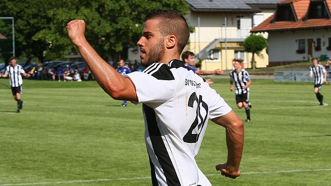 Wieder an Bord: Sandro Knab bejubelt künftig wieder Tore für den SV 08 Laufenburg. Der Stürmer kehrt nach einem fünfmonatigen Intermezzo ...