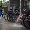 Nachdem am Donnerstagnachmittag starke Regenfälle (wie hier in Friedrichshafen) eingesetzt hatten, mussten die Feuerwehren im ...