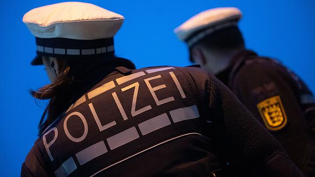 Wie es zu dem Unfall kommen konnte, soll ermittelt werden. (Symbolbild)