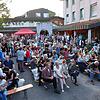 Der Innenhof der Scheuer ist idealer Austragungsort für das beliebte Innenhof-Festival, das Jahr für Jahr eine Woche Programm bietet und ...