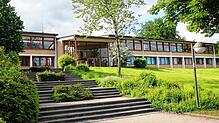 Viel Geld, rund 15?Millionen Euro, wurden in den letzten Jahren in die Sanierung, Erweiterung und den Ausbau der Albbrucker Schulen ...
