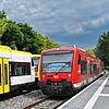 Eine Bahn am Haltepunkt Überlingen-Therme. Auf der Bodenseegürtelbahn kommt es derzeit zu größeren Verspätungen (Archivbild).