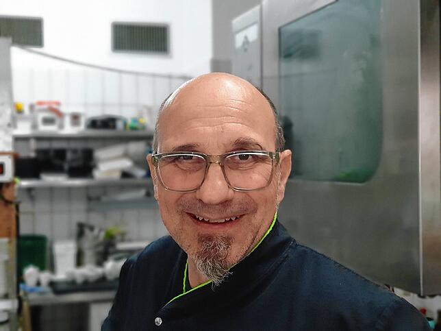 Michael Wurm, Koch: &bdquo;Man kann das Grillen zum Event machen, und am nächsten Tag ausgefallene Dinge wie Quinoa essen.&ldquo;
