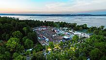 Das Bodenseestadion ist voller Besucher zum Campus-Festival 2024 in Konstanz. Gleiches erhoffen sich die Veranstalter auch für das Jahr ...