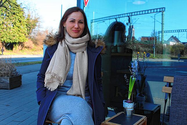 Irgendwo sitzen, Meinungen offen austauschen – das geht in Russland nicht mehr, sagt Yulia Lobo-Gonzales. „Eine Presse- und ...