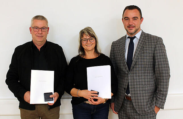 Blumberg: Blumbergs Bürgermeister ehrt Rita Harnest und Dieter Selig