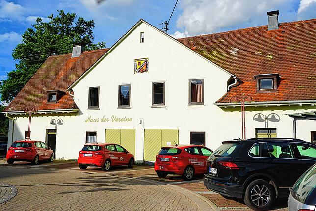 Das Haus der Vereine in Ühlingen bräuchte dringend eine Dachsanierung. Für die Instandsetzung wäre eine Investition von mindestens ...