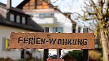 Die Angst, es könnte kostbarer Wohnraum in Ferienwohnungen (Archivbild) umgewandelt werden, ist in Stockach offenbar unbegründet.