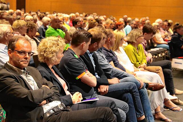 Bild 18: Bilder von der SÜDKURIER-Wahlarena zur OB-Wahl in Waldshut-Tiengen