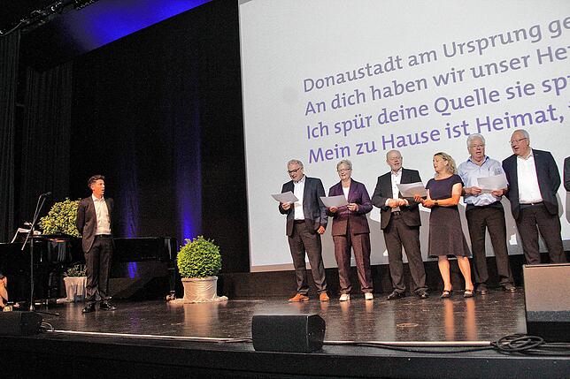 Bild 8: 50 Jahre Eingemeindung: Die Bilder vom Festakt in den Donauhallen
