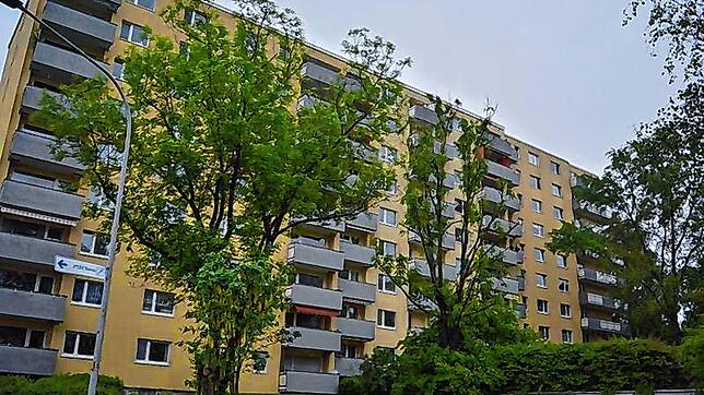 Das Erscheinungsbild der Schwaketenstraße 98-108 in Wollmatingen soll sich ab Ende Juni mit den geplanten Modernisierungs- und ...