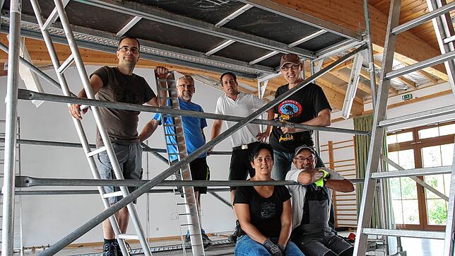 In der Oberalpfener Halle wurden viele Sanierungsarbeiten in Eigenleistung vorgenommen. Doch viele andere Projekte stehen noch an. Von ...
