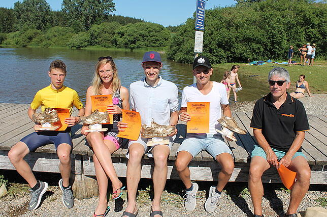 Bild 17: Triathlon trotz Hitze: In Unterbränd messen sich die Hobbysportler beim Laien Man