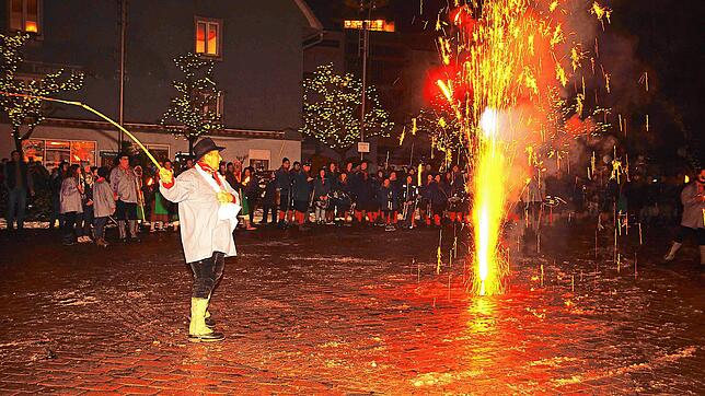 Das traditionelle Klepfen zum Fasnetauftakt findet in Furtwangen in diesem Jahr nur eingeschränkt statt. Für den vorgeschriebenen ...