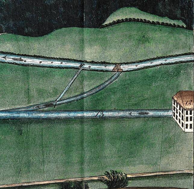 Das Areal unterhalb der Herosé in einem Plan von 1838: Rechts das dreistöckige Fabrikgebäude. Der Werkskanal mündet in den bereits ...