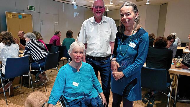 Der Inklusionsrat ermittelt in einem Workshop mit 30 Bürgern eine Prioritätenliste für die Teilhabe am Radolfzeller Leben (von links): ...