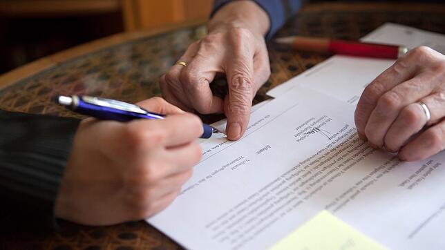 Rechtliche Betreuer kümmern sich um die amtlichen und finanziellen Angelegenheiten der Betreuten.