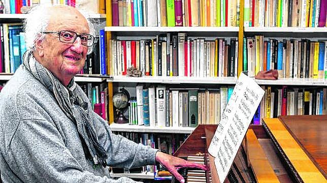 Konrad Philipp Schuba, der langjährige Konstanzer Münsterorganist, starb im Alter von 92 Jahren. Er zählte in seiner aktiven Zeit zu den ...