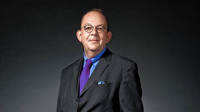 Denis Scheck ist Deutschlands bekanntester Literaturkritiker. Für den SÜDKURIER bespricht er die „Spiegel“-Bestsellerliste.