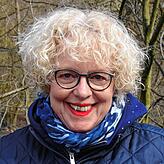 Dorothee Jacobs-Krahnen, Stadträtin der Freien Grünen Liste: &bdquo;Ich stelle den Antrag, dass der Stephansplatz jetzt komplett ...