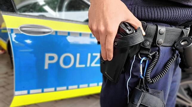 (Symbolbild) Die Polizei wurde bei einem Einsatz gegen einen 32-jährigen Konstanzer gleich mehrfach fündig.