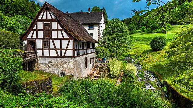 Am Wochenende kann die Museumsmühle im Weiler bei Blumegg noch besucht werden, bevor sie sich in die Winterpause verabschiedet. Foto: ...