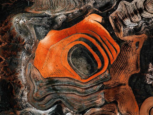 Hier noch ein Beispiel für Tom Hegens Lichtbild-Kunst, ebenfalls aus der &bdquo;Aus der Spanish Farmland Series&ldquo; von 2019.