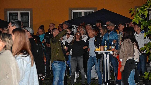 Bild : Rapunzel und die 100 Musiker