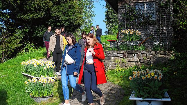 Sehr gute Gespräche gab es unter den Teilnehmern beim Founder Walk – hier in den Rosenobelgärten.