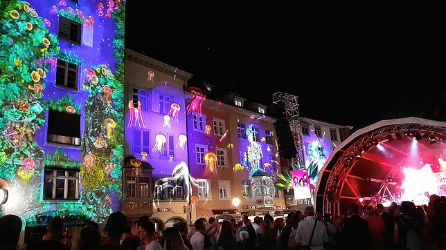 Die Lichtprojektionen an den Fassaden der historischen Gebäude sorgten in diesem Jahr für eine unvergleichliche Atmosphäre.