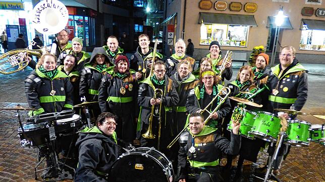Für beste Unterhaltung sorgten die Gasseschlurbär am 11.11. um 19.11 Uhr auf dem Spitalplatz in Bad Säckingen zur Eröffnung der Fasnacht.