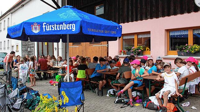 Erlebnistage in Unadingen inklusive Entdeckungstour durch den Ort waren beim Kinderferienprogramm angesagt. Ein Stop wurde bei Kramers ...