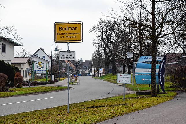 Der Verkehr soll künftig so gelenkt werden, so dass er automatisch am Weilerkapellen-Parkplatz (hinten rechts) vorbei kommt.