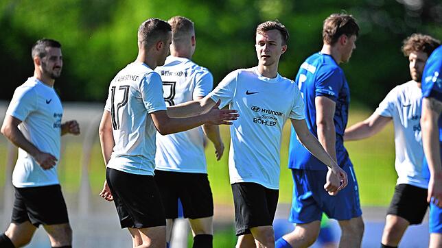 Bild : SG FC Wehr/Brennet spielt 3:3 beim TuS Efringen-Kirchen – und wir haben Bilder!