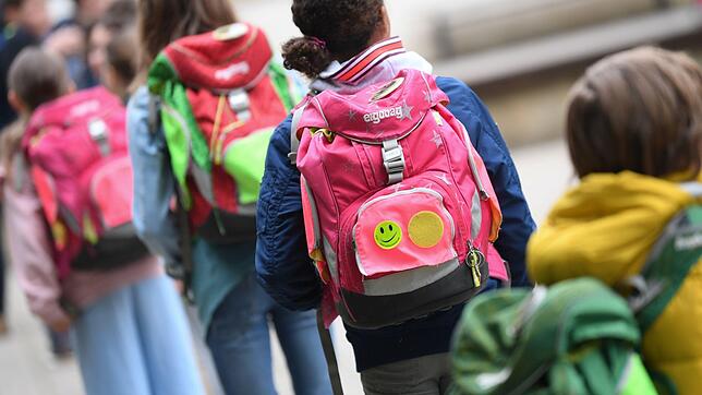 Knapp zwei Millionen Kinder sind in Deutschland auf Bürgergeld angewiesen.