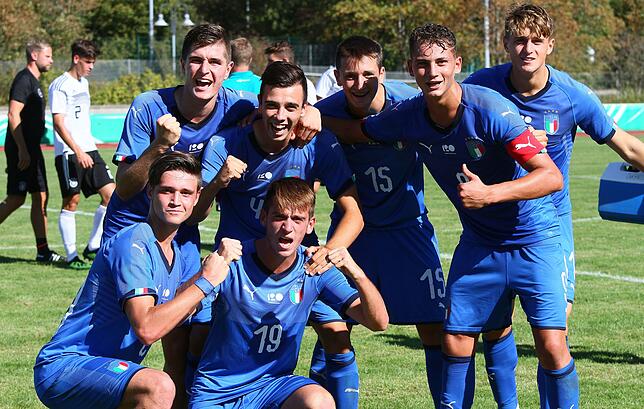 Bild 44: Bilderbogen vom 2:2 zwischen Deutschland U17 und Italien U17