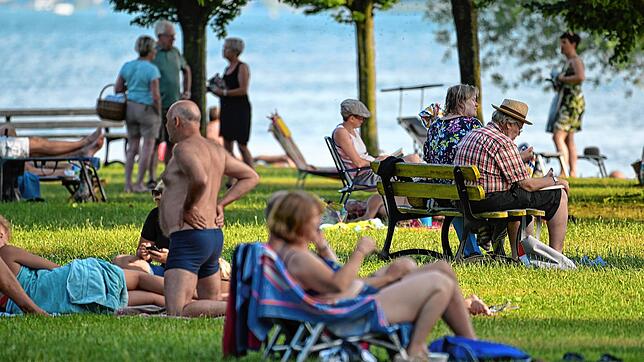 Sobald es wieder sonnig wird, kann man in den Strandbädern in Radolfzell und auf der Höri baden gehen.