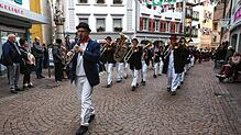 Die Stadtmusik Tiengen &ndash; hier beim Fasnachtsumzug in Tiengen 2020 &ndash; wird im Vergleich zum heimelig-überschaubaren Ambiente ...