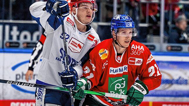 Gegen die Augsburger Panther (rechts Jere Karjalainen) konnten sich die Schwenninger Wild Wings (Johannes Huss) nicht durchsetzen.