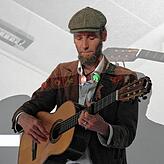Jens Lachenmayr, Liedermacher aus Überlingen, sang bei der Gedenkfeier sein Lied &bdquo;Nicht vergebens&ldquo;.