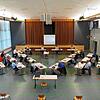 Sitzung auf Abstand: Der Gemeinderat tagte in der Gemeindehalle.